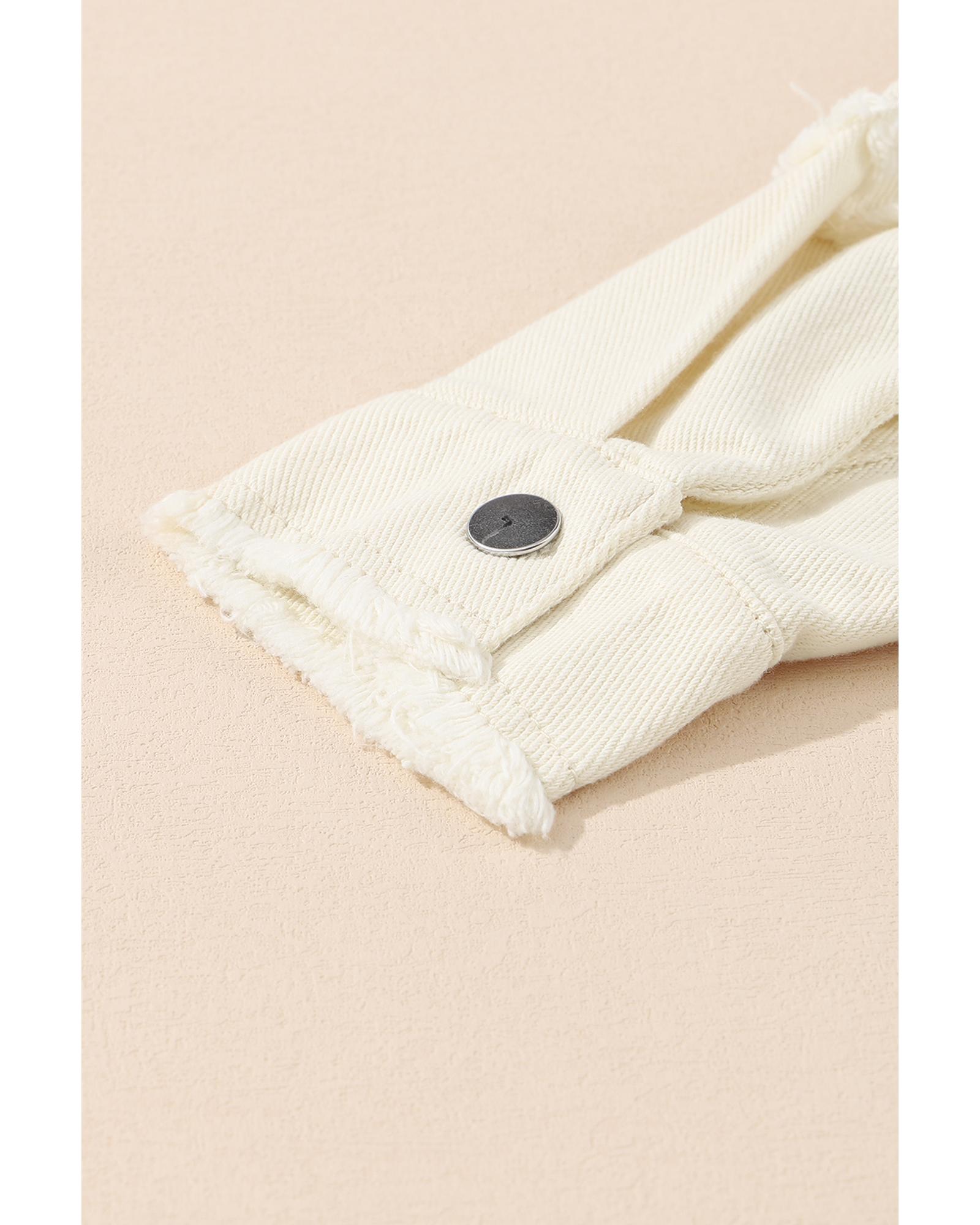 V539-AZEXDC788430-P101-S-202508300105-00 White Frayed Exposed Seam Denim Jacket - S - Image 1