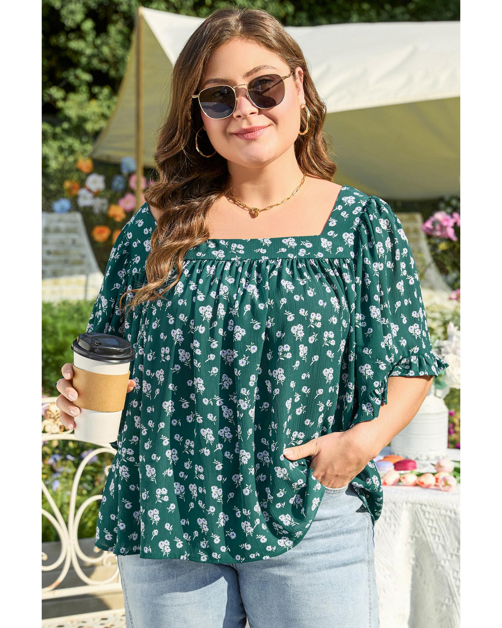 V539-AZEXPL2512568-P920-3X-202508310530-00 Green Floral Print Square Neck Ruffled Trim Plus Size Blouse - 3X - Image 1