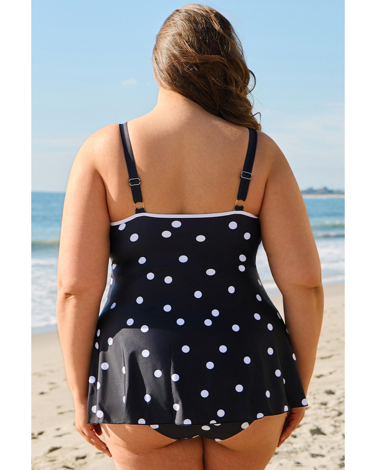 V539-AZEXPL41039-P220-3X-202508301115-00 Black Polka Dot Trim V Neck Plus Size Swim Dress - 3X - Image 1