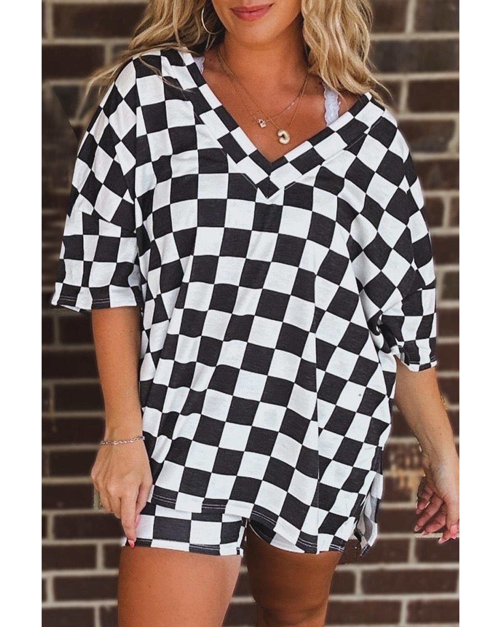 V539-AZEXPL62266-P220-1X-202506152242-00 Black Checkered Pattern Tee and Shorts Plus Size Two Piece Set - 1X - Image 1