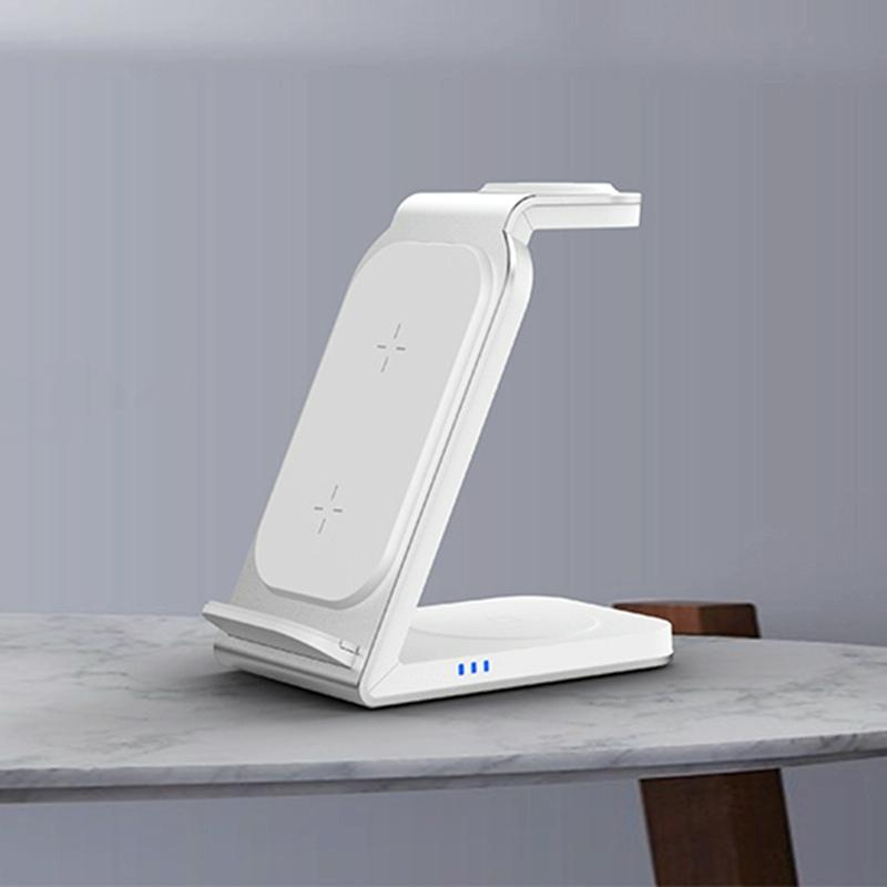 V562-B100101700ADE-202504211933-00 3 In 1 Vertical Metal Wireless Charger - Silver - Image 1