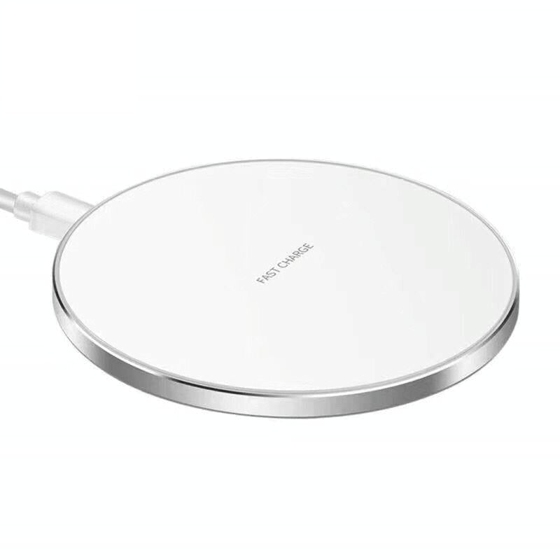 V562-B1012702060DBT-202504211941-00 15W Round Wireless Charger Fast Charge - Silver + White Surface - Image 1
