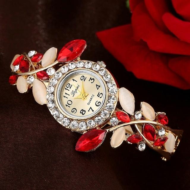 V562-E105778070DBT-202505271121-00 Vintage Floral Bracelet Watch for Women with Diamond Accents - Red - Image 1