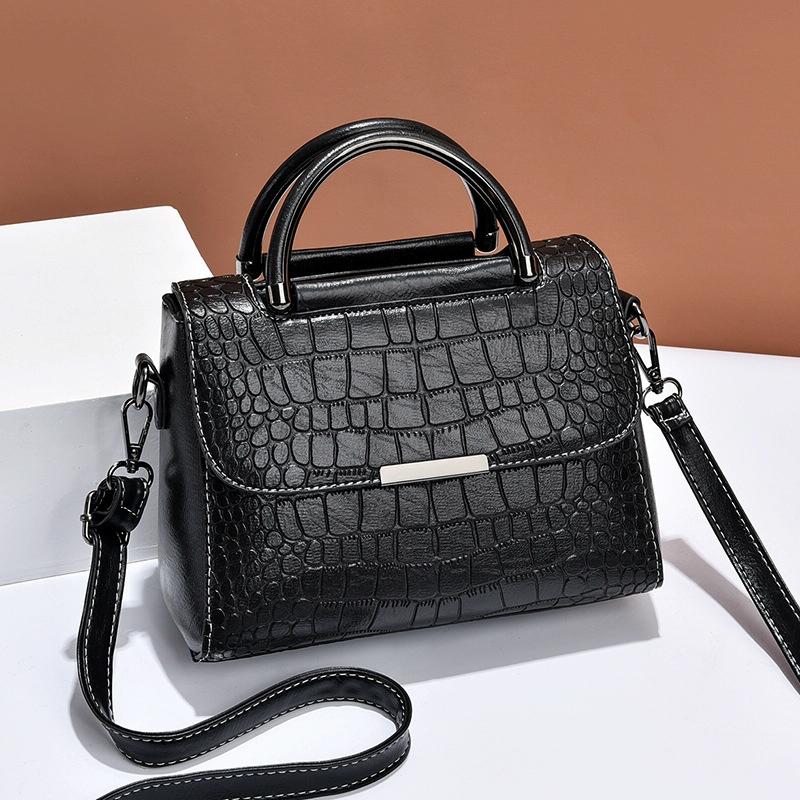V562-E1058232060DBT-202504251642-12 Stylish Single Shoulder Bag for Women - Black - Image 1