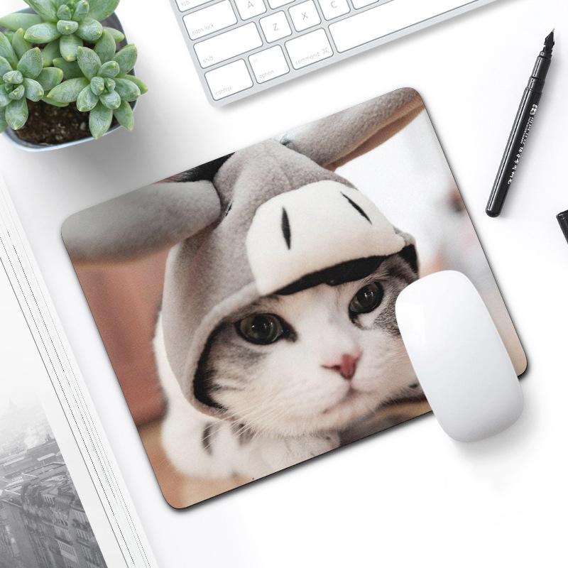 V562-Q1000802750DBT-202505261232-00 6 Piece Non Slip Mouse Pad Set 21 X 26Cm Thick Rubber Anti Skid Durable - Cute Kitten - Image 1