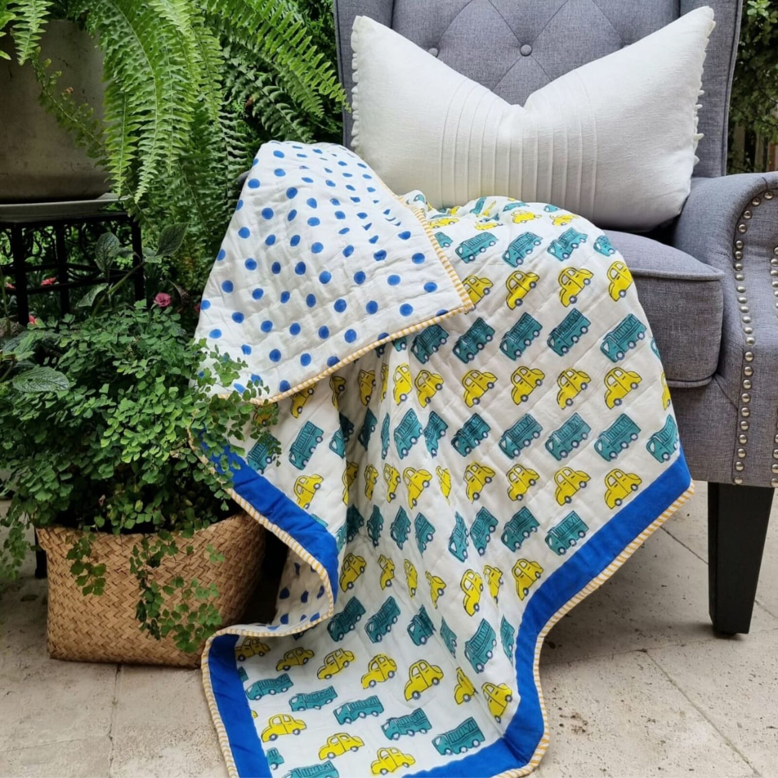 V563-0009-150386-00 GOTS Certified Organic Cotton Reversible Baby Quilt (100x120cm) - Yellow Cars - Image 1