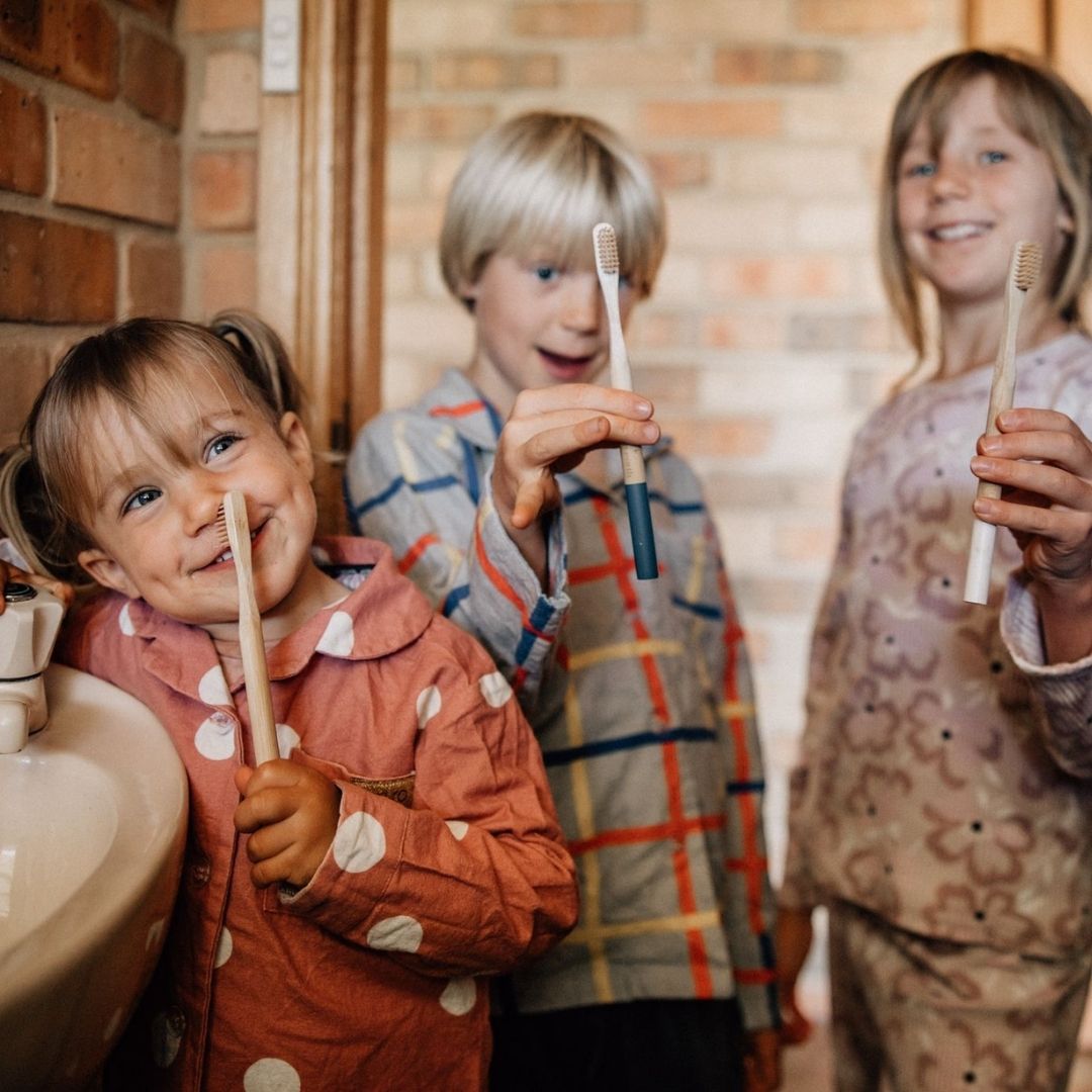 V573-KIDTB-140245-00 Kids Bamboo Toothbrush - Set of 2 - Image 1