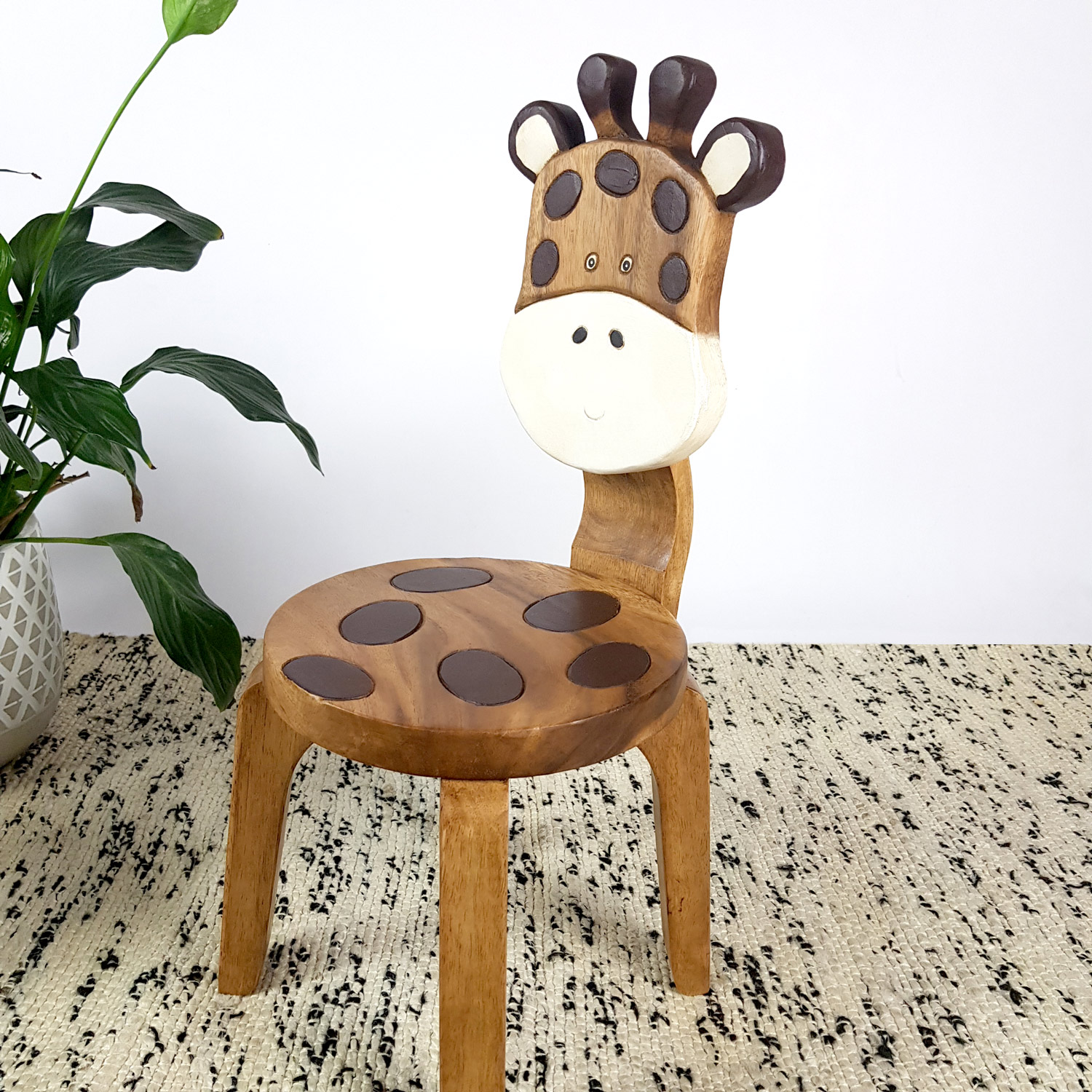 V574-PLANETCHAIRGIRAFFE-131546-00 Kids Wooden Chair Giraffe - Image 1