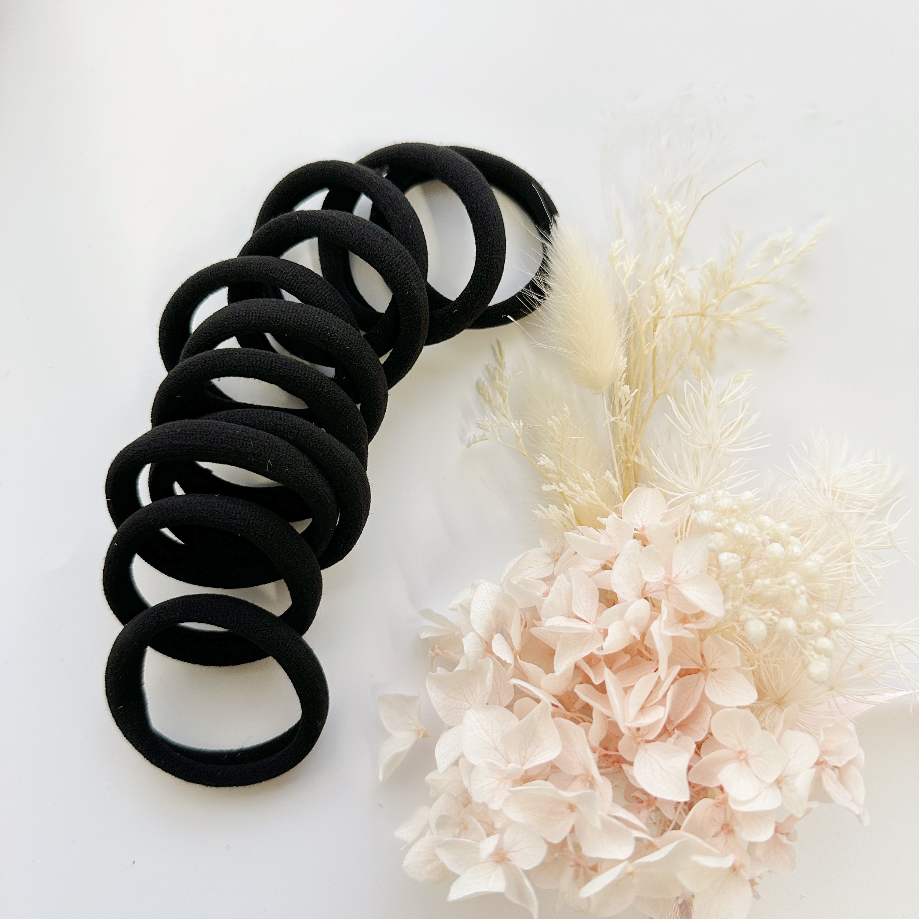 V659-METALFREE-4CM-10P-BLACK-1-M-160695-00 MANGO JELLY Metal Free Hair ties (4.5cm) - BLACK 10P - One Pack - Image 1