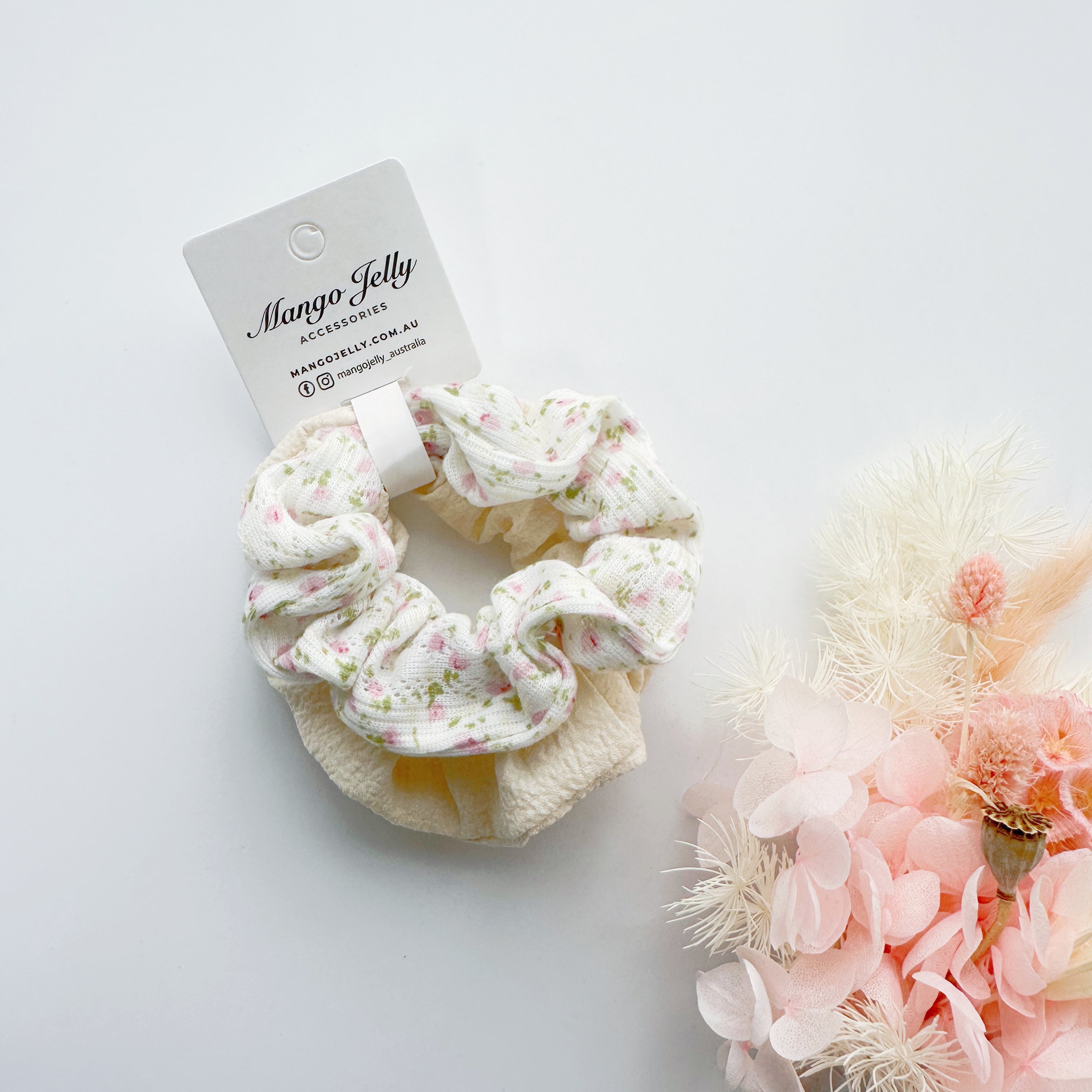 V659-SCRUNCHIES-2P-CREAM-L-161055-00 MANGO JELLY Scrunchies 2P - Cream - Image 1