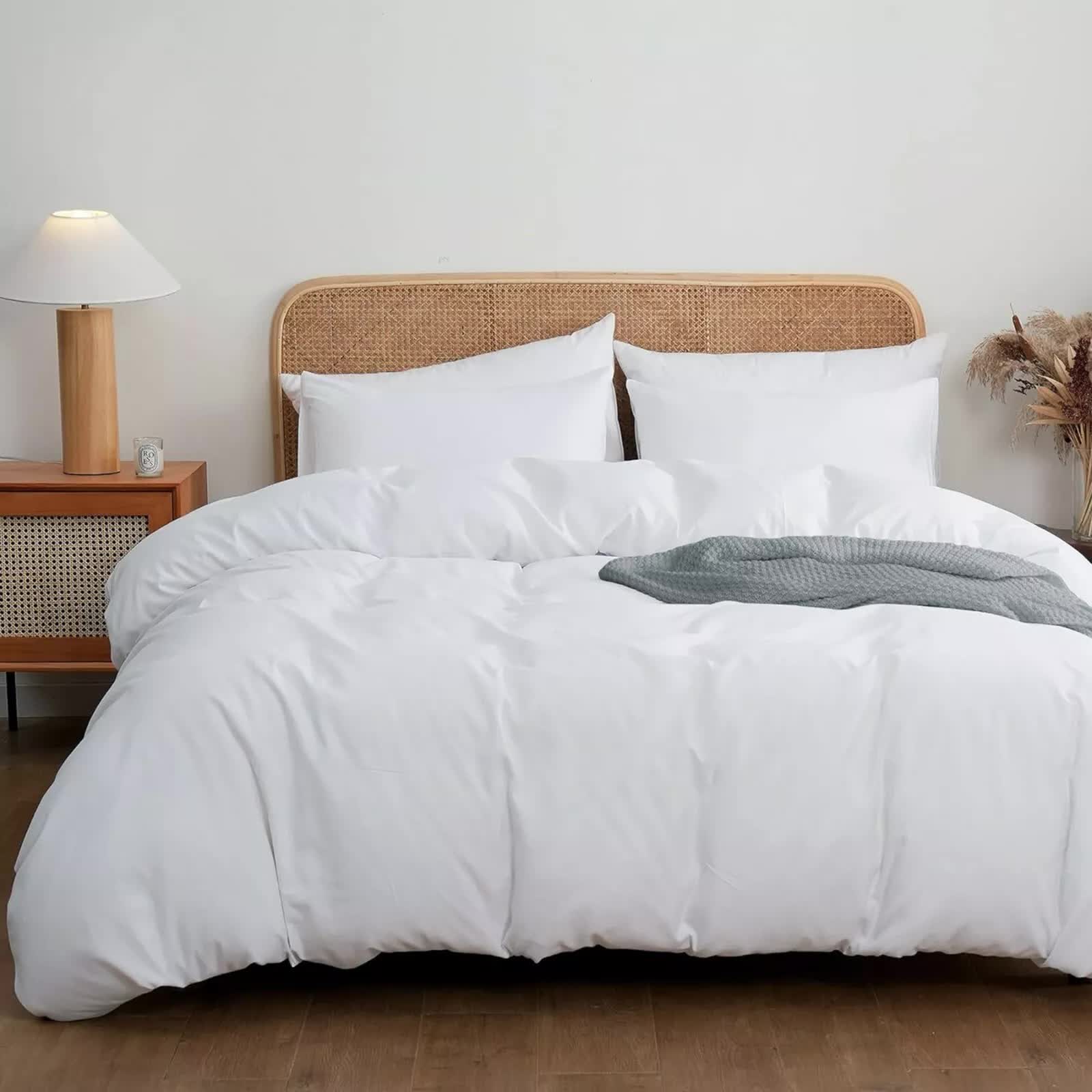 V745-AQ082050K3-214280-01 Serene Tones Pastel Duvet Cover Set - Quick-Dry Fabric-King - Image 1