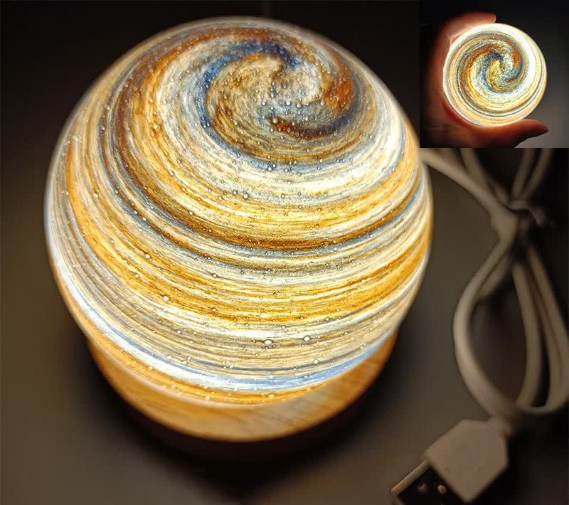 V888-ELOSUNG12865-213669-00 Morning Light LED Planet Night Light with Wooden Base, USB Rechargeable - Image 1