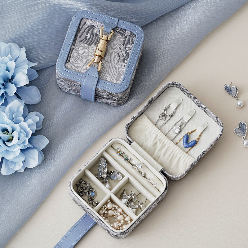 V888-ELOSUNG13838-212910-00 Blue Portable Vintage Embossed Jewelry Box - Flip-Top Necklace, Ring, and Earring Organizer with Elegant Design(The Jewelry is a prop for the photo shoot and is not included) - Image 1