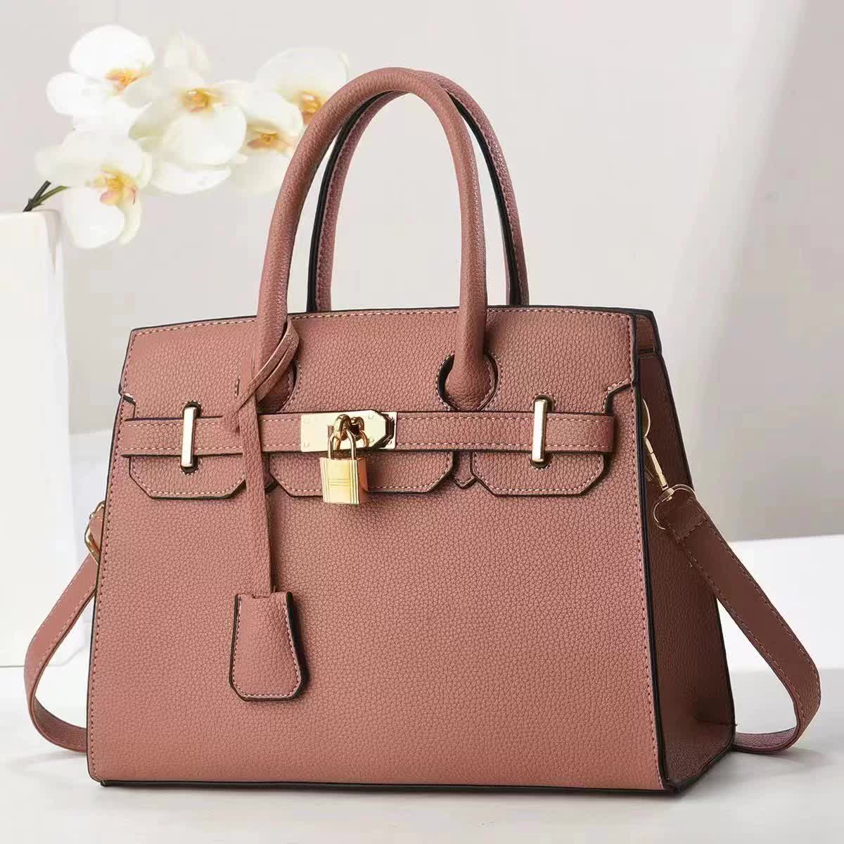V888-ELOSUNG15520-214169-00 Pink Elegant PU Leather Handbag with Lock Decoration - Structured Tote Bag for Women - Image 1