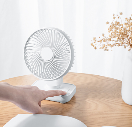 V888-ELOSUNG16590-216629-00 White Portable Mini Fan - Compact, Quiet, and Rechargeable for Personal Cooling - Image 1