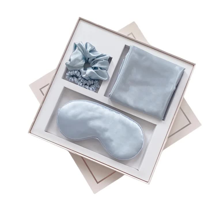 V888-ELOSUNG17435-215978-00 Light Blue Luxury Faux Silk Sleep Gift Set - 4-Piece Eye Mask, Pillowcase & Scrunchies for Relaxation & Comfort - Image 1