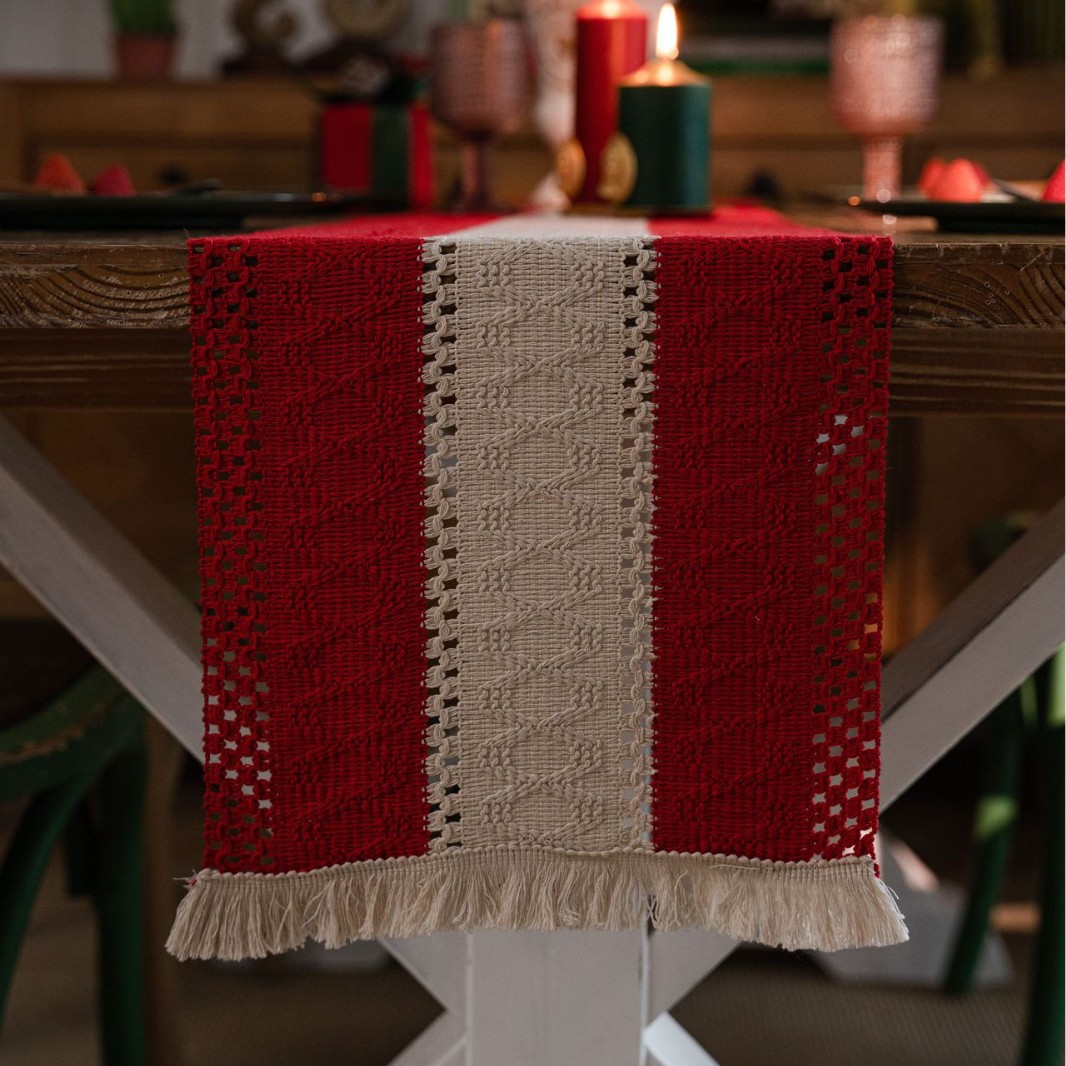 V888-ELOSUNG19831-202503181016-00 Red-white Vintage-Inspired Chinese Table Runner with Retro Ambiance - 30x200cm New Style Tea Flag for TV Cabinet and Festival Decor - Image 1