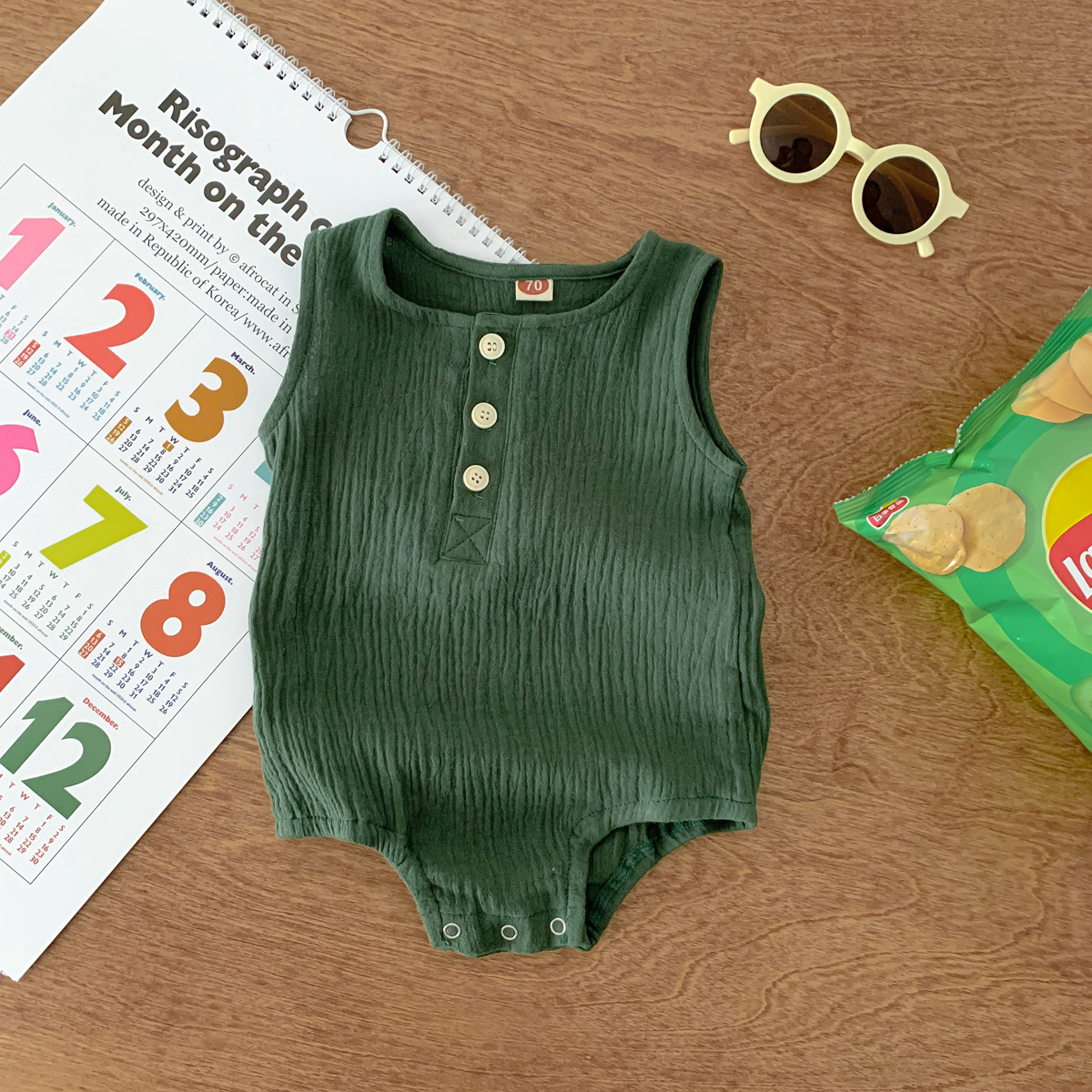 V888-ELOSUNG19861-202503181040-00 100cm Green Sleeveless Bubble Cotton Baby Romper - Soft Newborn Onesie for Boys and Girls, 0-2 Years - Image 1