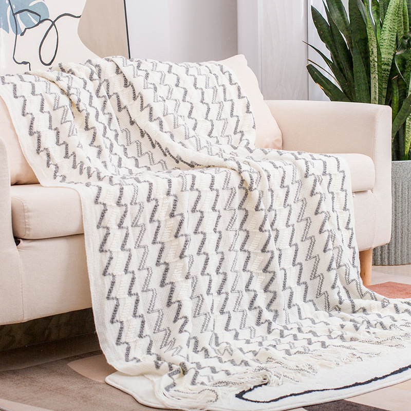 V888-ELOSUNG21129-225895-00 130*180CM White And Grey Modern Knitted Throw Blanket with Tassels - Soft & Lightweight for Sofa, Bed, and Office - Image 1