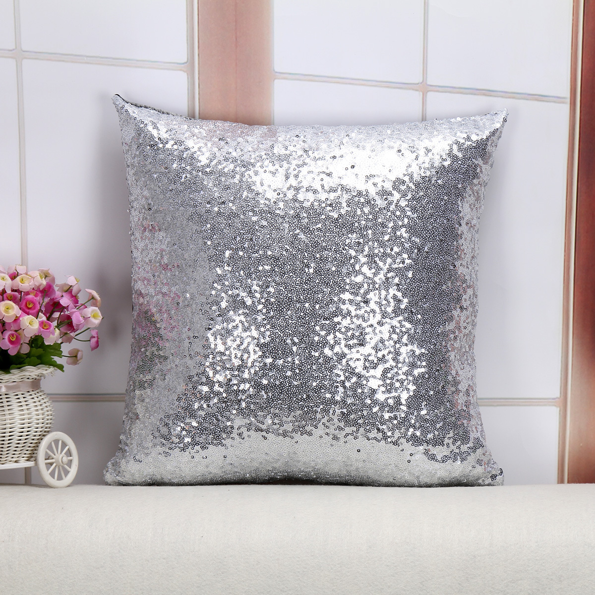 V888-ELOSUNG22893-202504141736-00 Shiny Sequin Pillowcase - Single-sided gorgeous pillowcase (Silver pair: 45x45cm) - Image 1