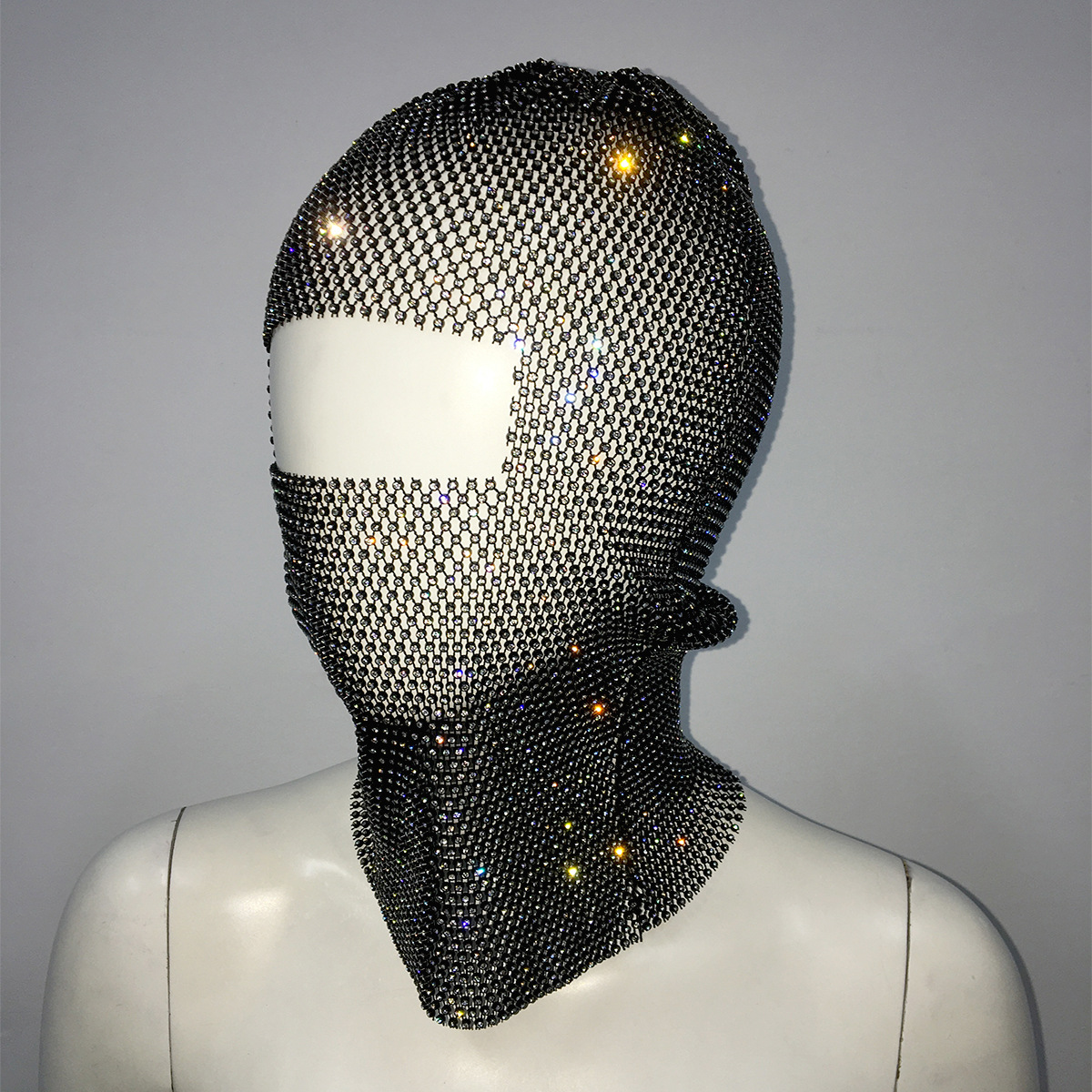 V888-ELOSUNG23000-202503181106-00 Black Glitter Rhinestone Face Balaclava - Trendy Music Festival Head Cover, 37cm - Image 1