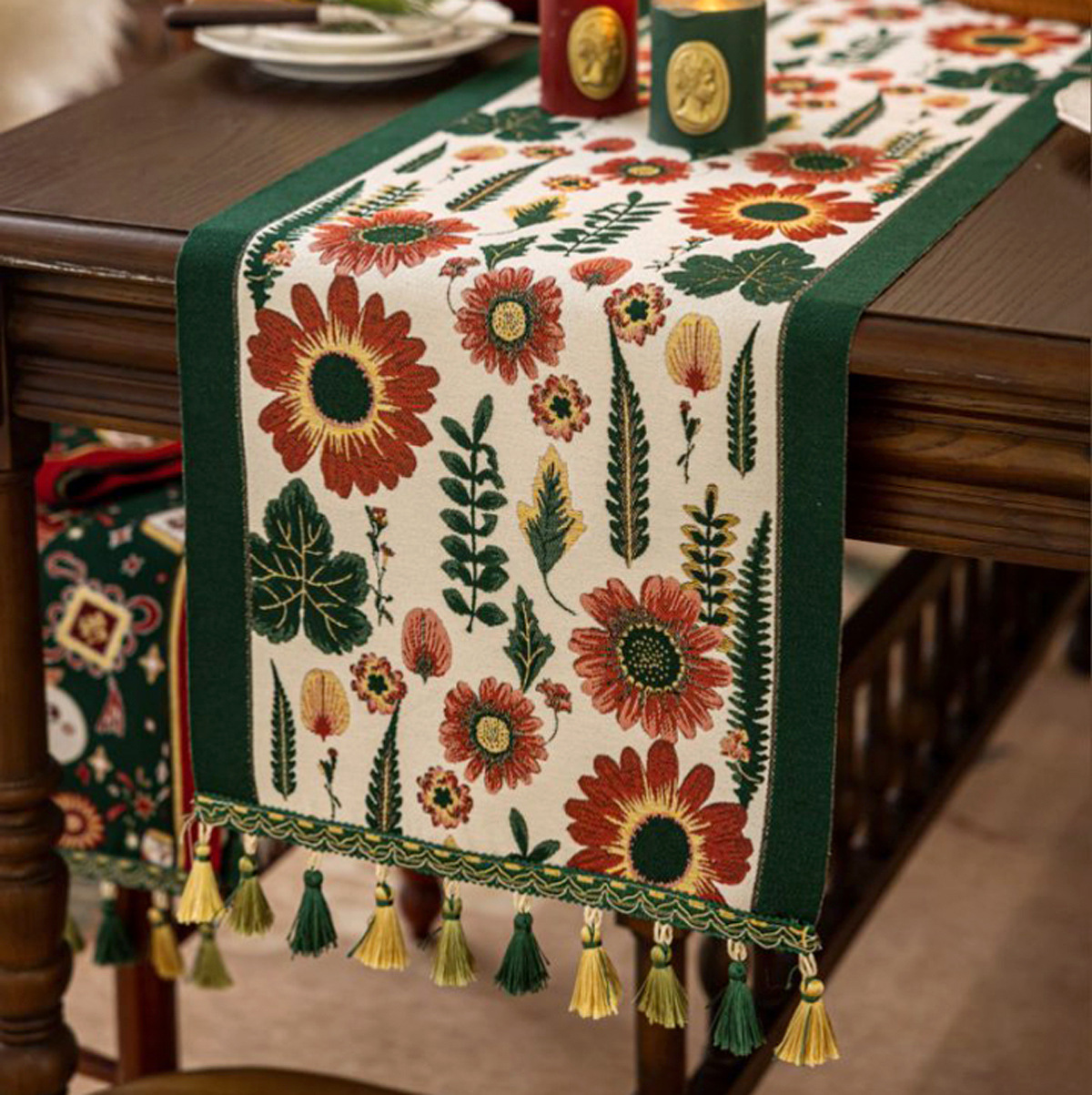 V888-ELOSUNG23168-202503251628-00 35x300cm Green Pastoral Table Runner - Spring Floral Oil Painting Style with Tassels - Image 1