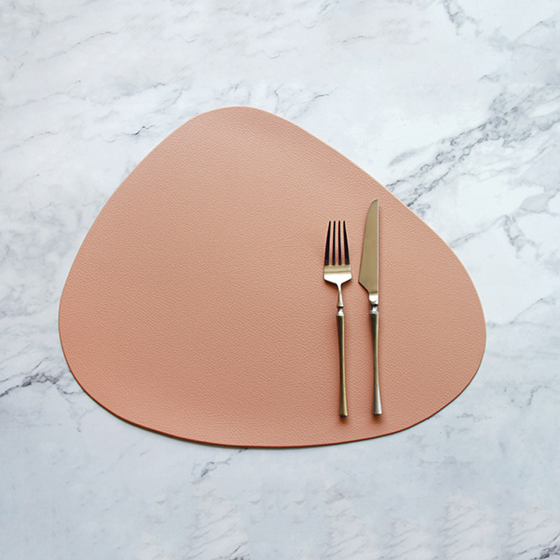 V888-ELOSUNG23583-202504031741-00 4 Pcs Pink Nordic-Style PVC Leather Placemats Set of 4 - Waterproof, Heat-Resistant, and Oil-Proof Triangular Table Mats - Image 1