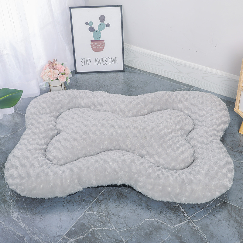 V888-ELOSUNG24063-202503251545-00 L Grey Rose Velvet Fish Scale Pet Bed - Creative Bone-Shaped Soft and Cozy Dog & Cat Nest - Image 1