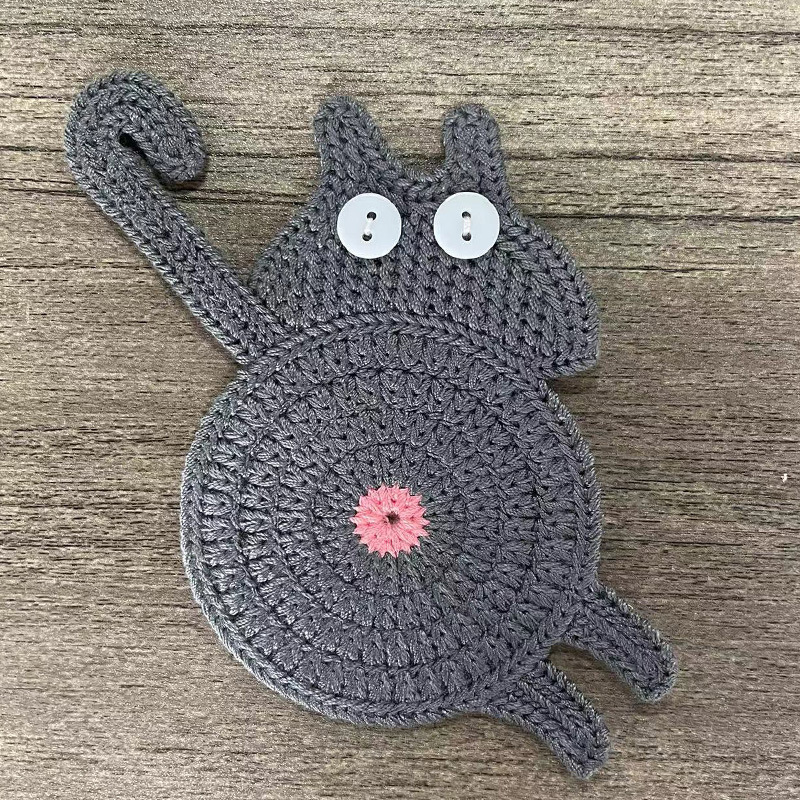V888-ELOSUNG24201-202503251830-00 Grey Cat Butt Coasters 3-Piece Set - Cute Knitted Drink Coasters for Cat Lovers - Image 1
