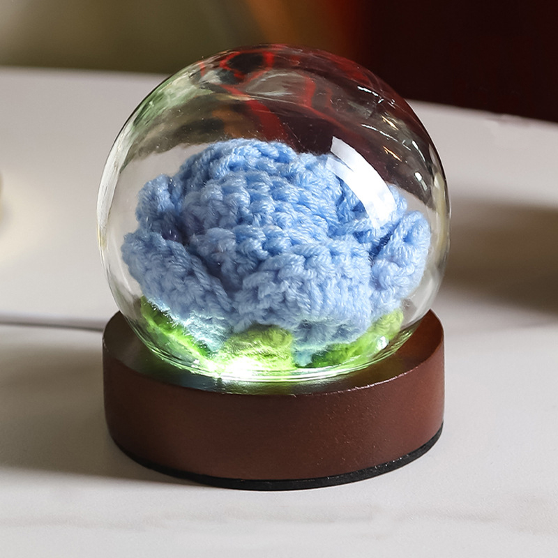 V888-ELOSUNG27189-202504281430-00 Blue Rose Handcrafted Crochet Flower LED Night Light - USB Rechargeable Glass Dome Lamp with Wood Base, 3 Color Modes - Image 1