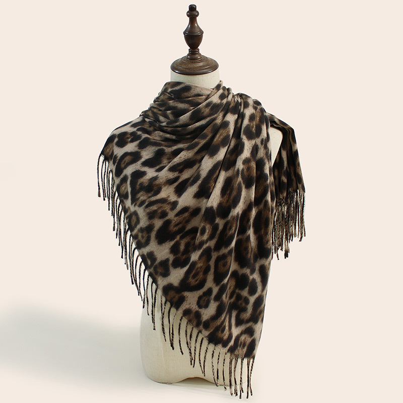 V888-ELOSUNG28408-202505131737-00 2-Piece Light Brown Leopard Elegant Faux Cashmere Shawl - Warm and Versatile 200 cm Long European-Style Scarf - Image 1