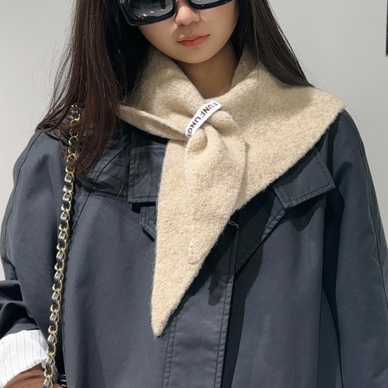 V888-ELOSUNG28848-202505231346-00 2-Piece Khaki Elegant Wool Blend Triangle Scarf - Luxurious Knit Shawl for Women (39 x 110cm) - Image 1