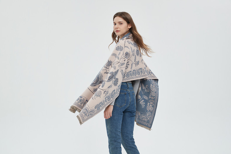 V888-ELOSUNG31050-202505231116-00 Women's Soft Jacquard Shawl - Paisley & Bird Floral Print Scarf(190x65cm) - Image 1