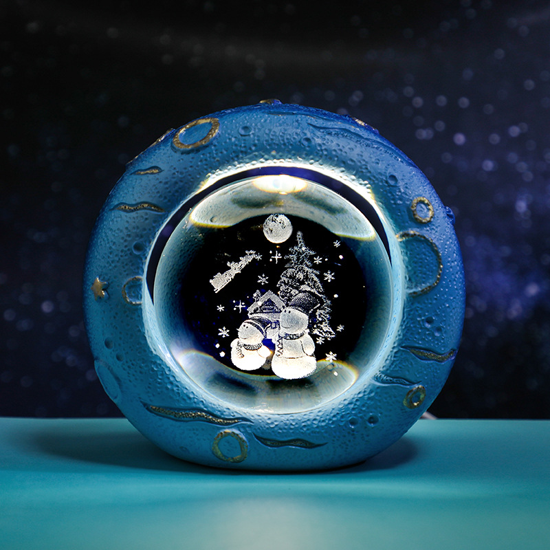 V888-ELOSUNG31225-202505281042-00 Celestial Ring LED Crystal Ball Lamp - 3D Engraving, Unique Gift (Christmas Snowman) - Image 1