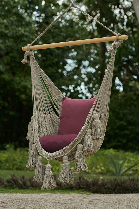 V97-DHSCHDS-52282-00 Deluxe Hammock Swing Chair in Plain Dream Sands - Image 1