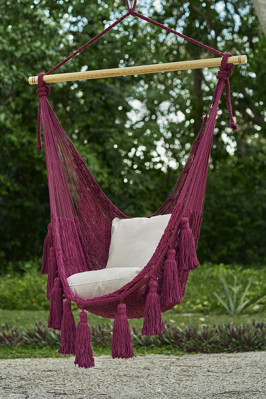 V97-DHSCHMAROON-52283-00 Deluxe Extra Large Mexican Hammock Chair in Outdoor Cotton Colour Maroon - Image 1