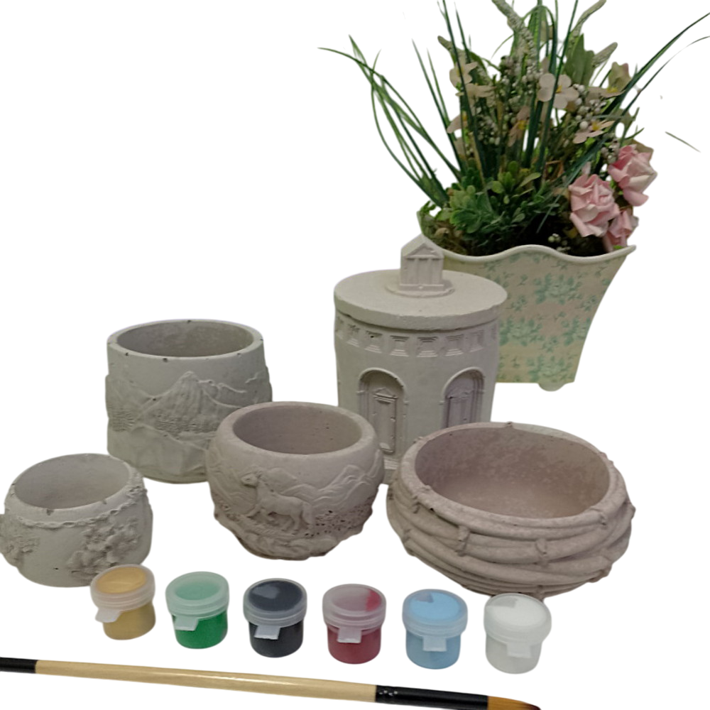 V1067-SUCC-MIX-5-202508061205-00 Mixed, hand-made succulent planters x 5 - Image 1