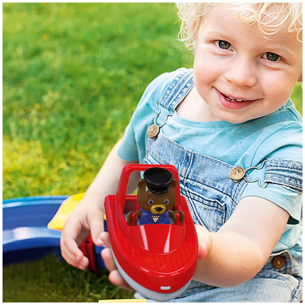 V178-68903-202508051053-00 Mountain lake playset - Image 1