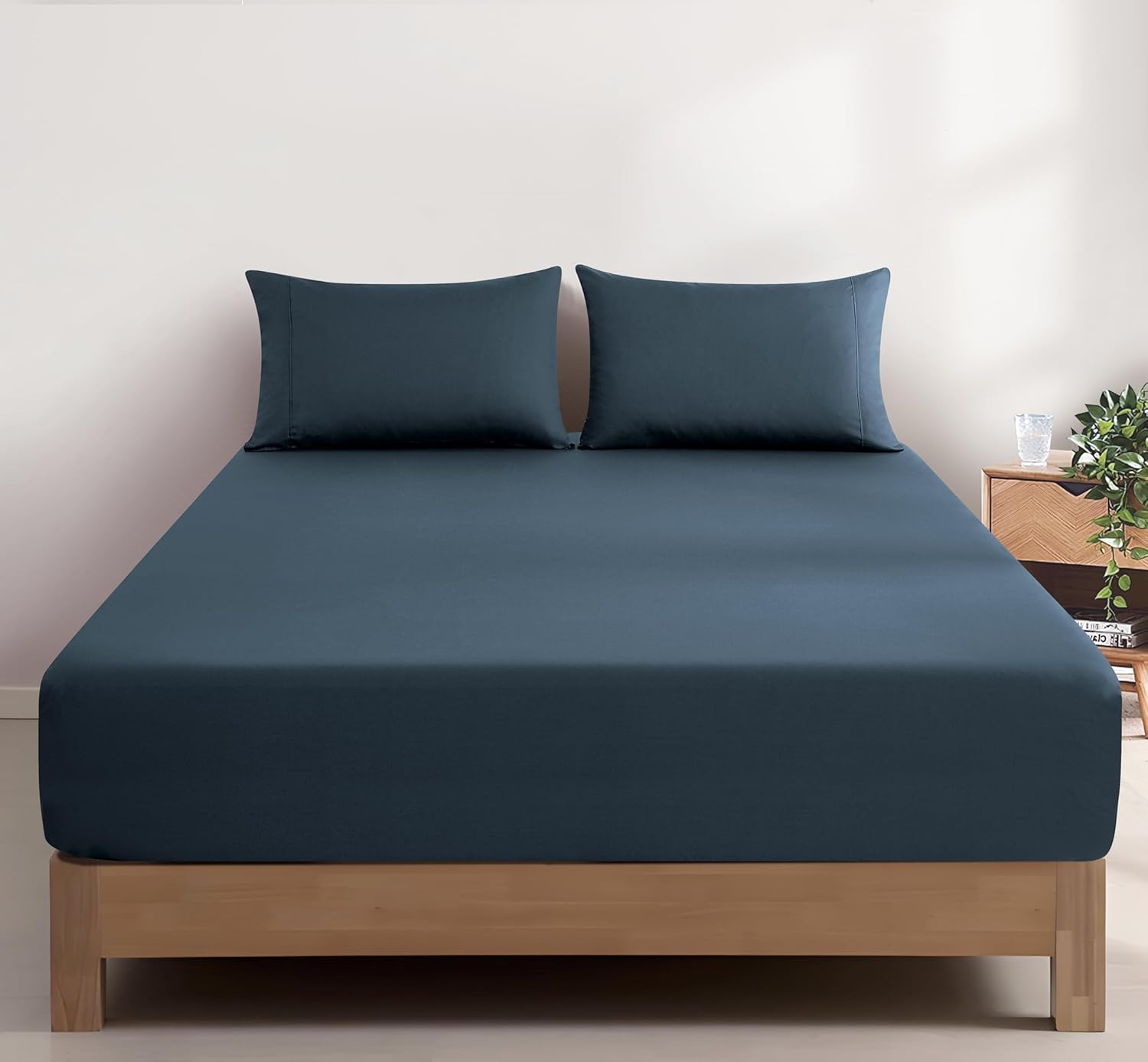 V439-BFSETWASHID-202507150925-00 100% Vintage Washed Cotton Fitted Sheet Combo Set – 100% Natural Cotton, Ultra Soft & Breathable – Includes Fitted Sheet & Pillowcases – Machine Washable (Indigo, Double) - Image 1