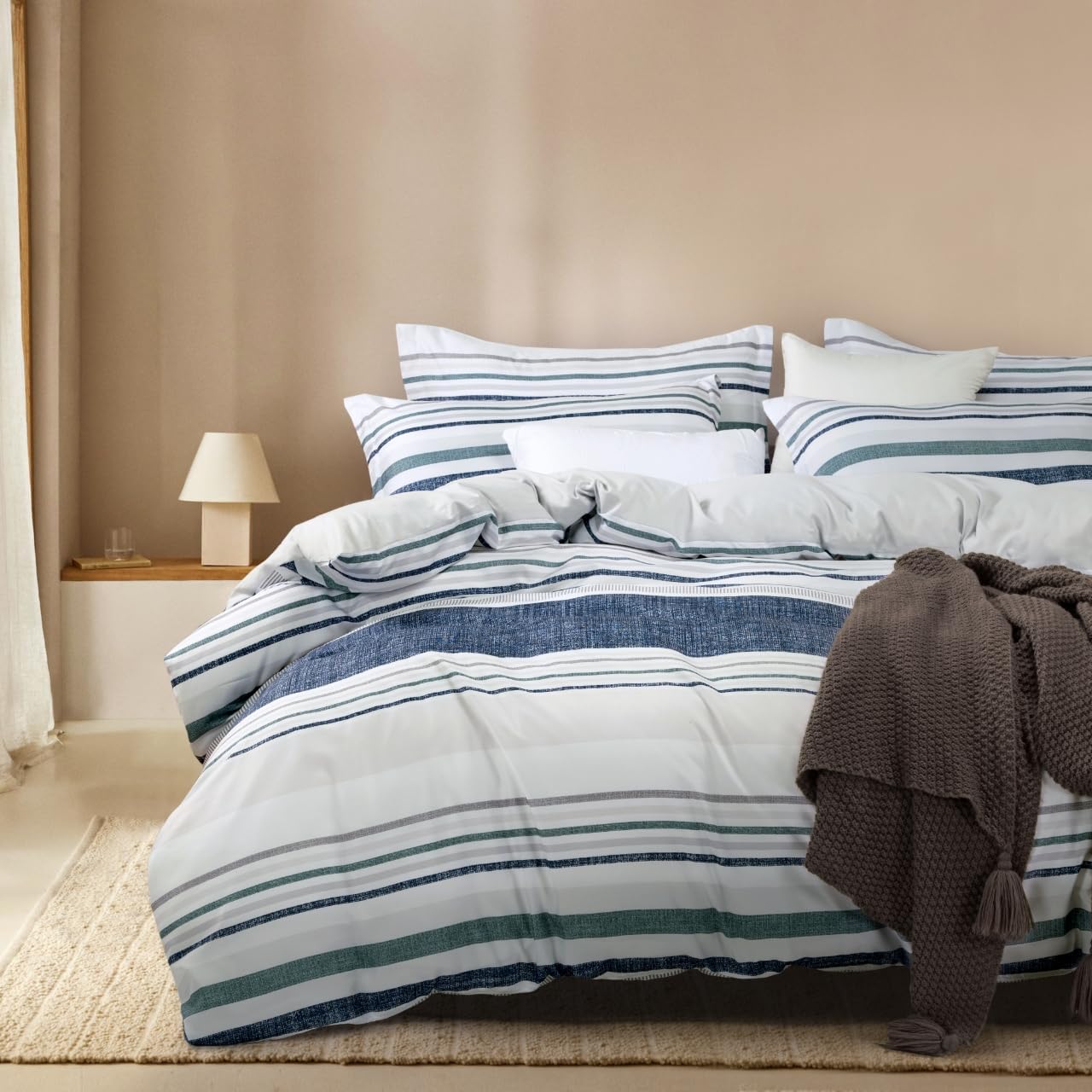 V439-SKQSOTISCP-202509090841-00 Print Microfibre Quilt Cover Set - Ultra Soft with Zipper Closure (Otis, Super King Size) - Image 1