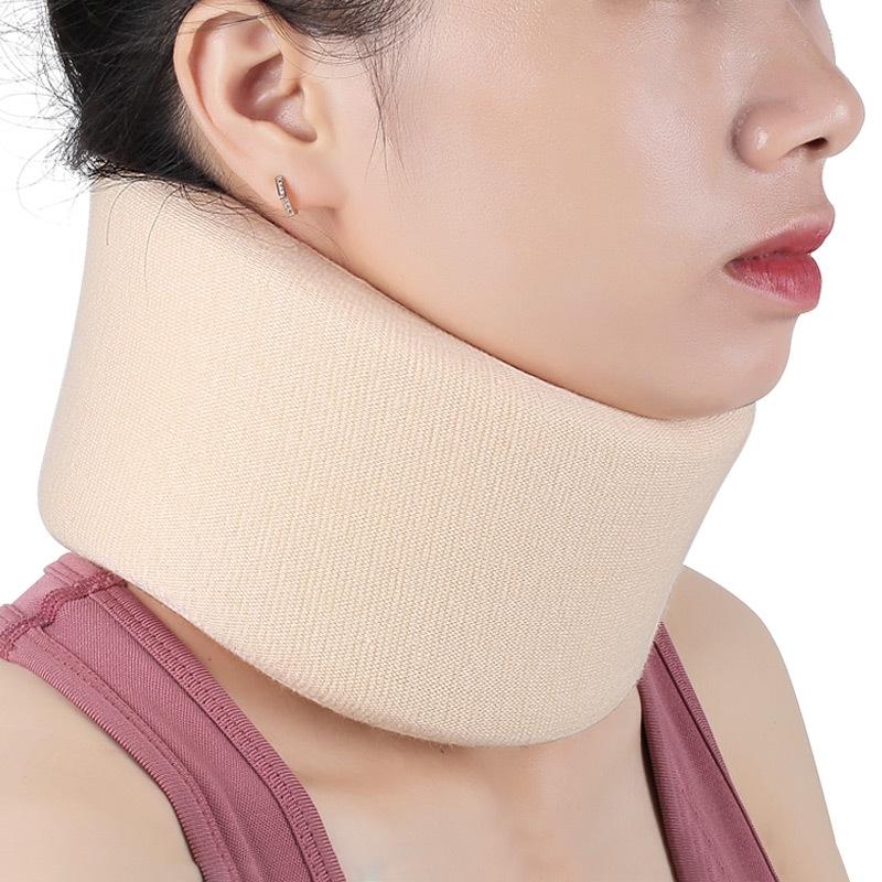 V562-CF0501BCH-202508280745-00 Adjustable Breathable Neck Brace Size M Flesh For Men & Women - Image 1