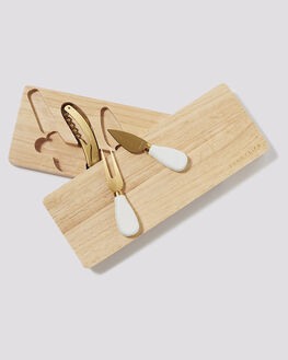 V596-S3DCHLXI-202508181035-00 Travel Cheese Set Natural - Image 1