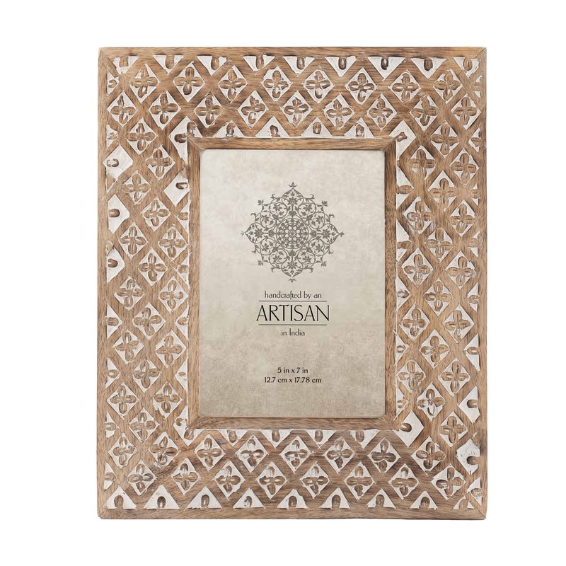V637-53605PFR-202508251720-00 Handcrafted 5x7in 'Diamond Flower' Photoframe 29cm - Image 1