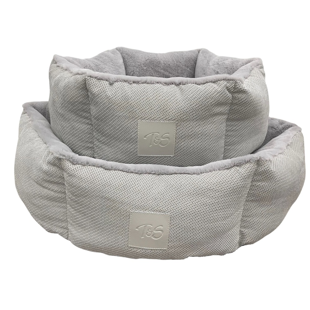 xr:d:DAEdkhS_dFE:125,j:47160815278,t:23051503 T&S Plush latte pet nest Medium Pet Products 62x62cm - Image 1
