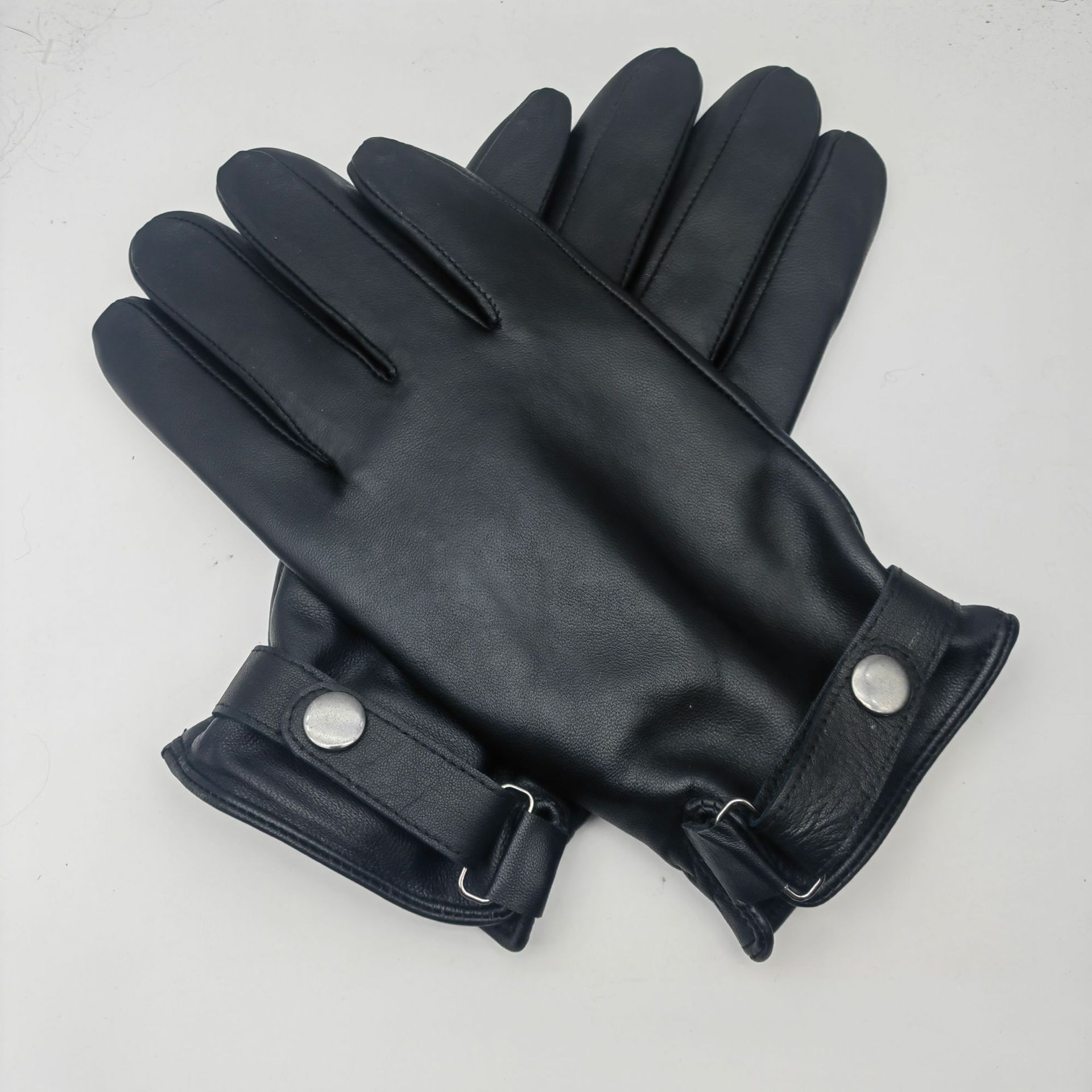 V888-ELOSUNG33792-202508191030-00 L Black Premium Men's Genuine Sheepskin Leather Driving & Cycling Gloves - Image 1